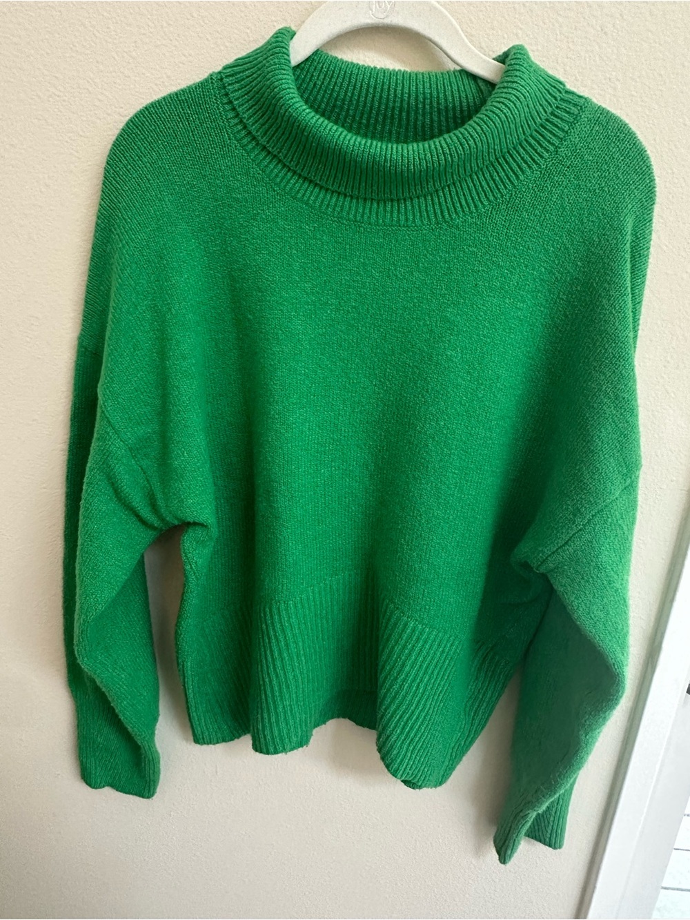 A New Day Green Crewneck Sweater Women’s M Cotton Blend Ribbed Pullover